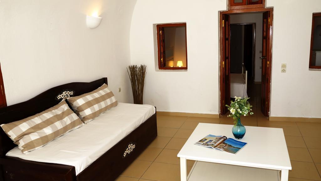 Finesse Suites Oia  Ngoại thất bức ảnh