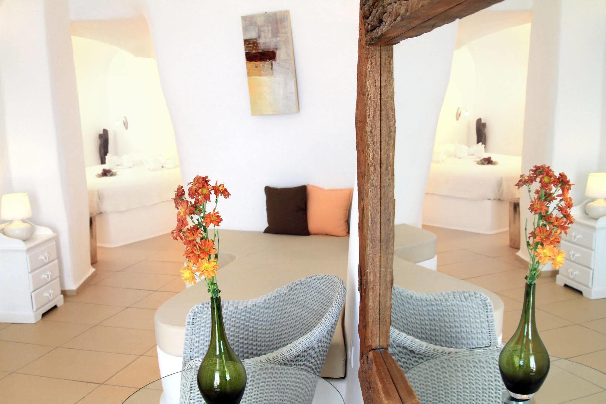 Finesse Suites Oia  Ngoại thất bức ảnh