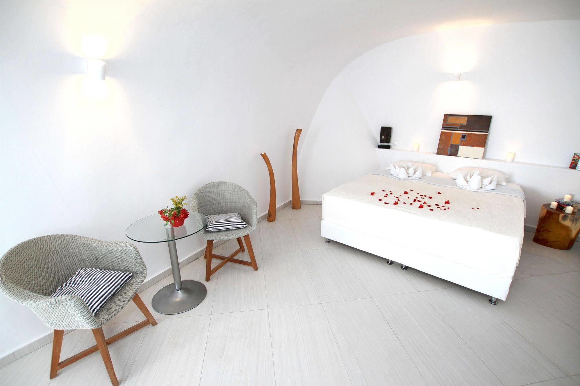 Finesse Suites Oia  Ngoại thất bức ảnh