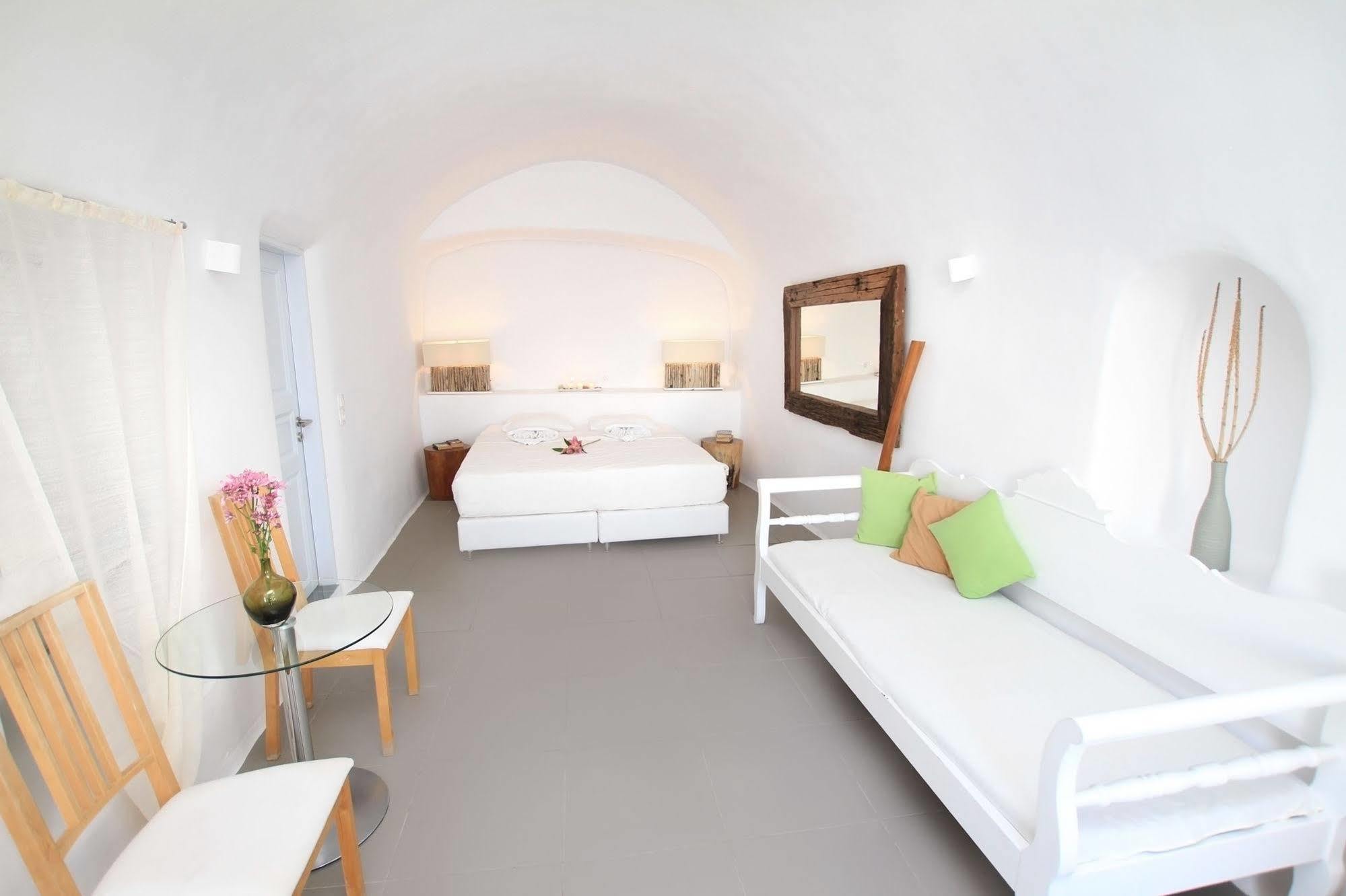 Finesse Suites Oia  Ngoại thất bức ảnh